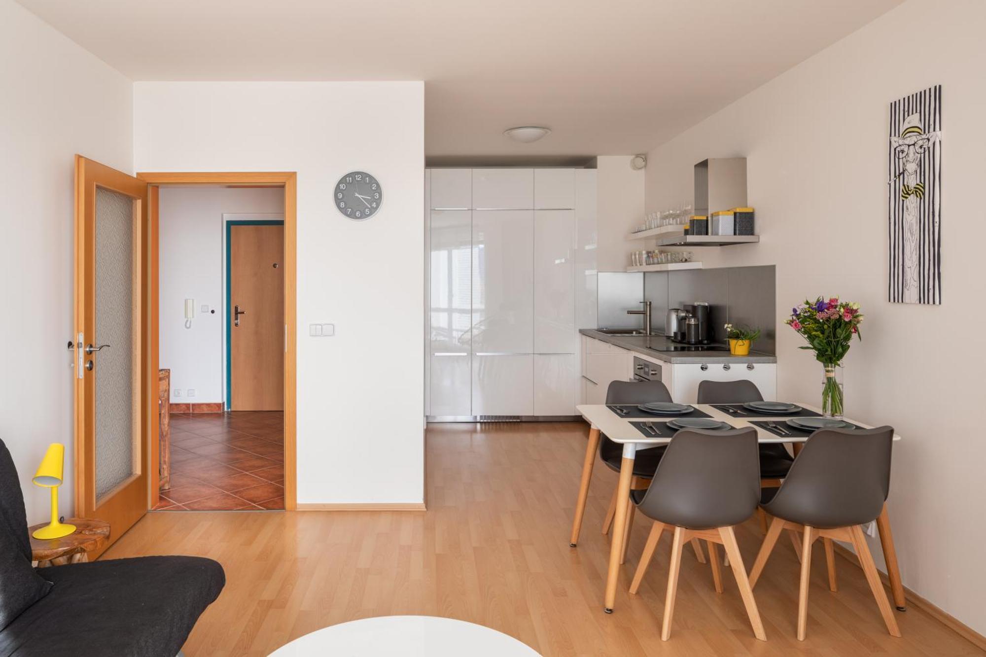 Appartamento Sunny In Modrany By Days Praga